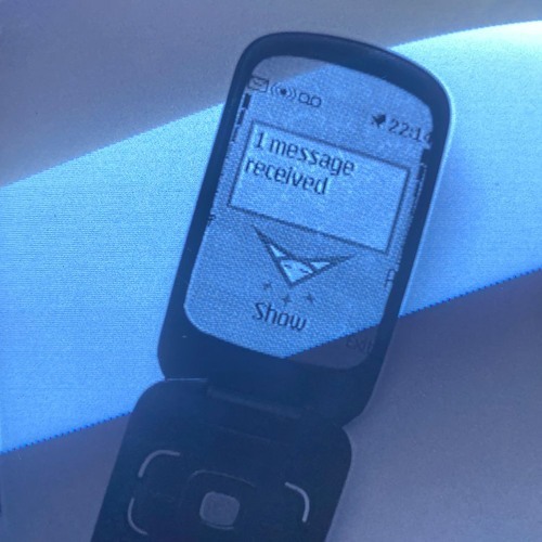 An image of an old cellphone with the text: '1 message received' with the logo of SUBDRML